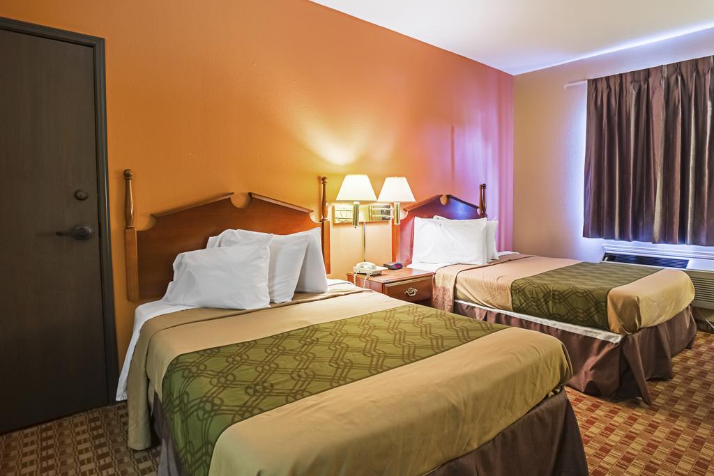 Econo Lodge Inn & Suites Ripley Quarto foto